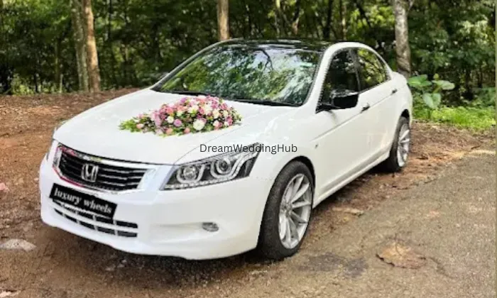 Luxury Wheels Wedding Cars